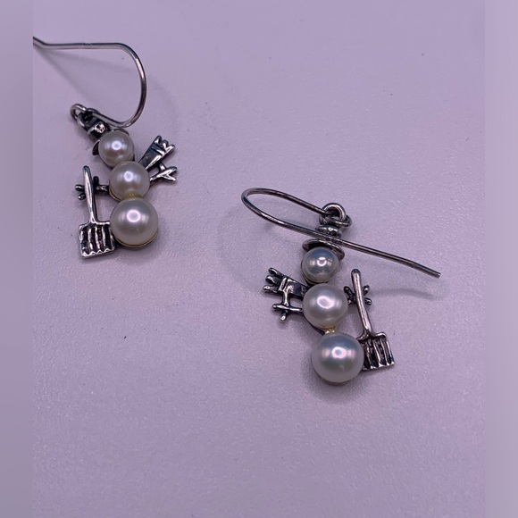 Silpada Vintage Sterling Pearl Snowman French Wire Earrings - Picture 4 of 11